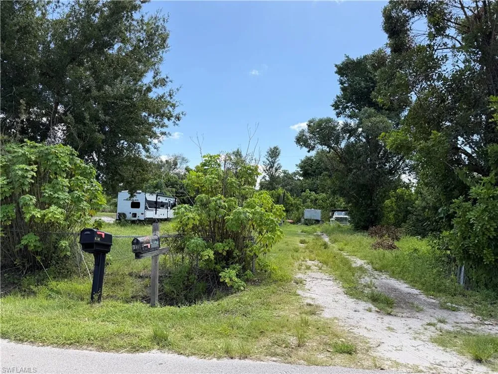 8125 Ebson Drive North Fort Myers, FL 33917