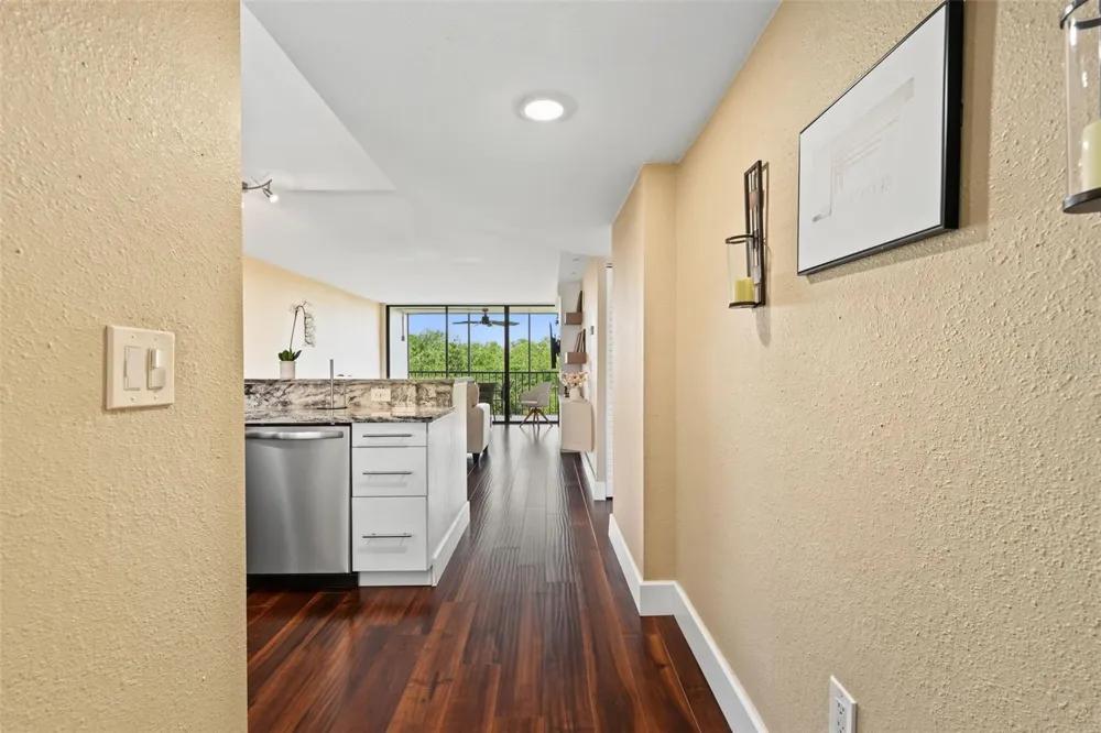 900 COVE CAY DRIVE #2B Clearwater, FL 33760