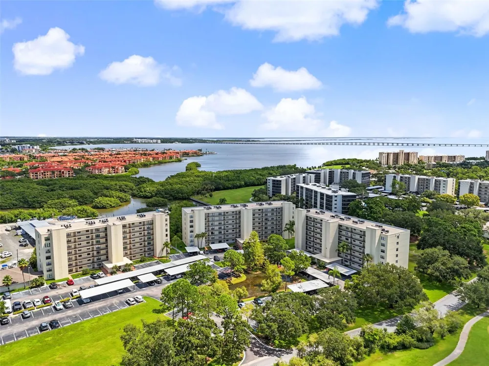 900 COVE CAY DRIVE #2B Clearwater, FL 33760