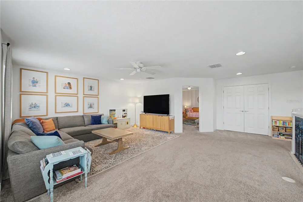 19308 BREYNIA DRIVE Lutz, FL 33558