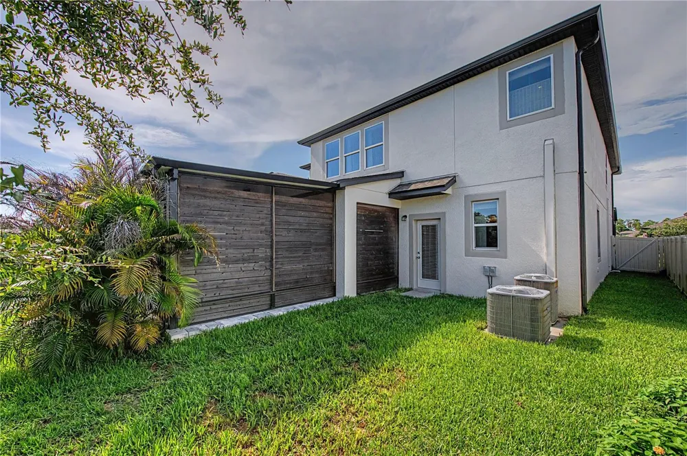19308 BREYNIA DRIVE Lutz, FL 33558
