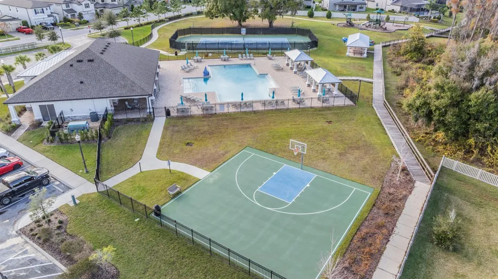 19308 BREYNIA DRIVE Lutz, FL 33558