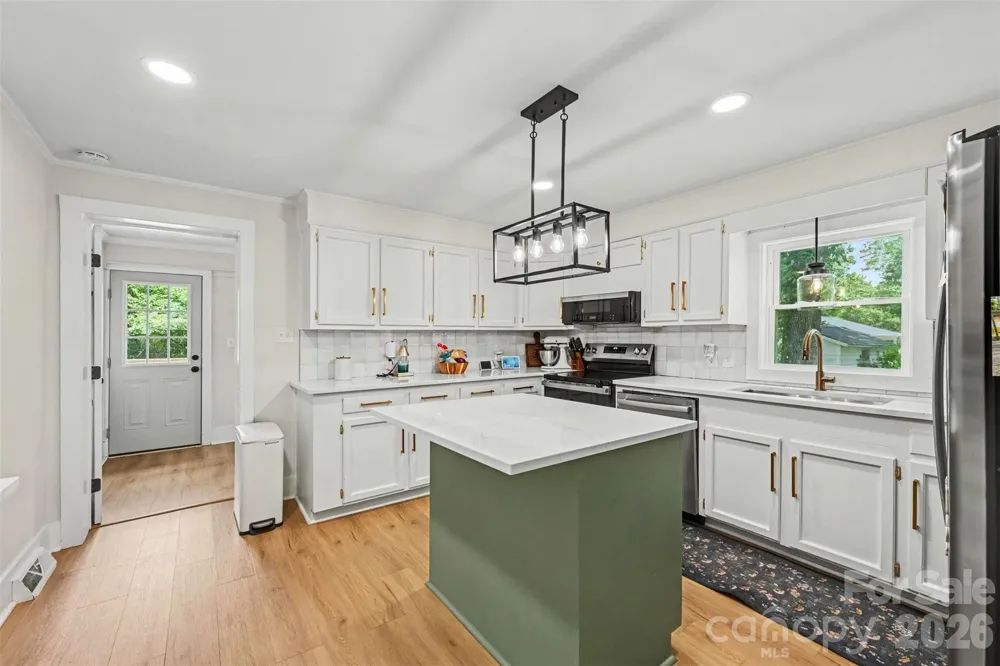 311 Roy Eaker Road Cherryville, NC 28021
