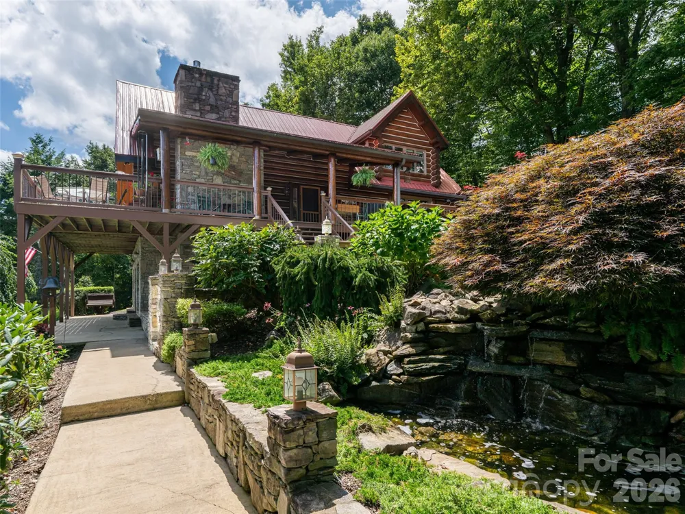 95 Splendor Ridge Waynesville, NC 28785