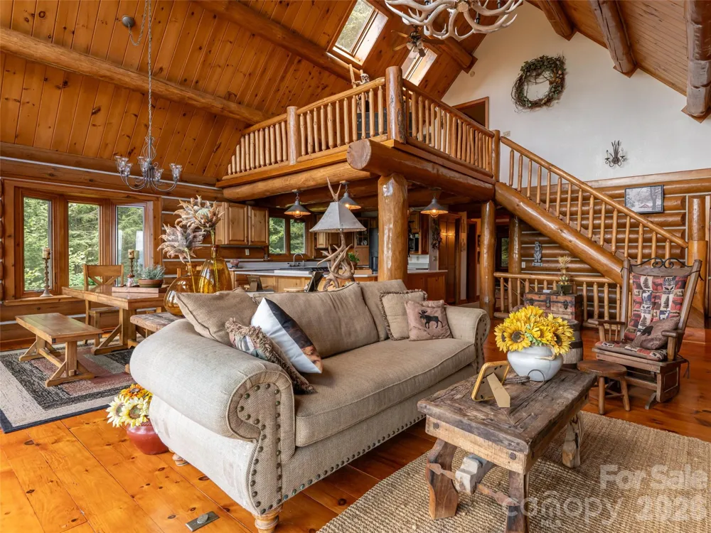 95 Splendor Ridge Waynesville, NC 28785