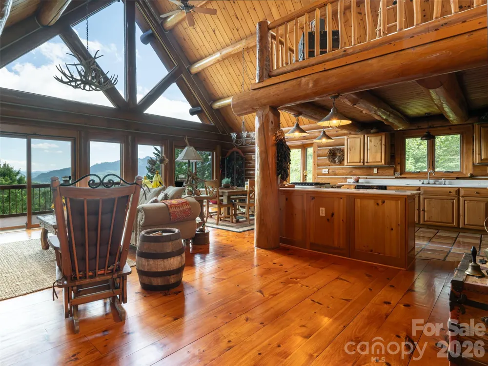 95 Splendor Ridge Waynesville, NC 28785