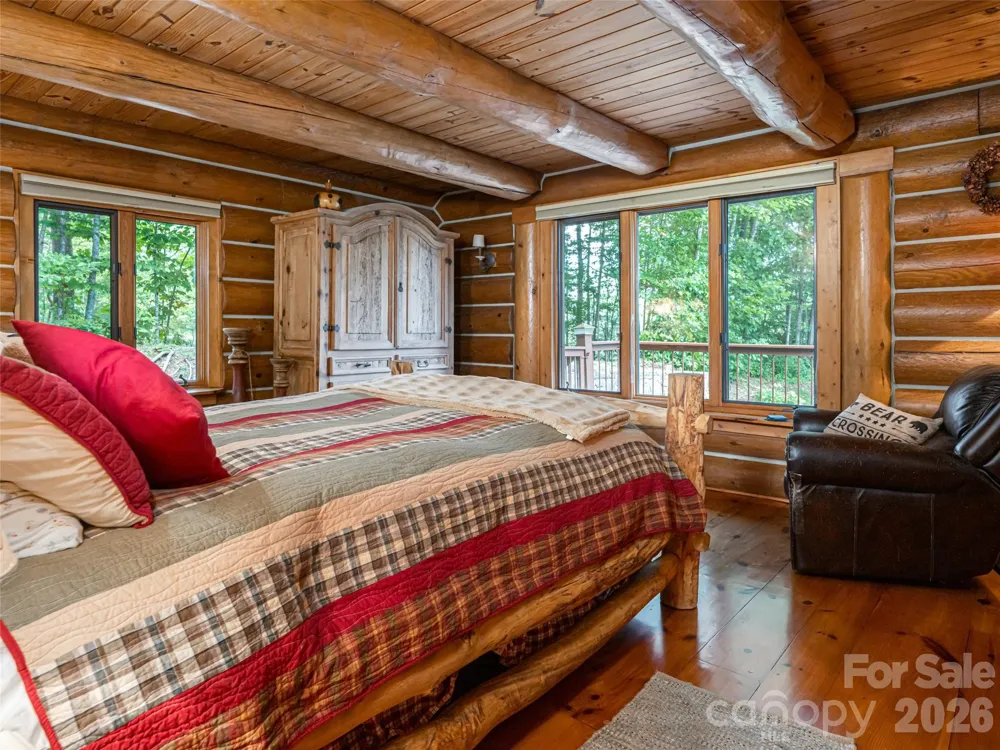 95 Splendor Ridge Waynesville, NC 28785