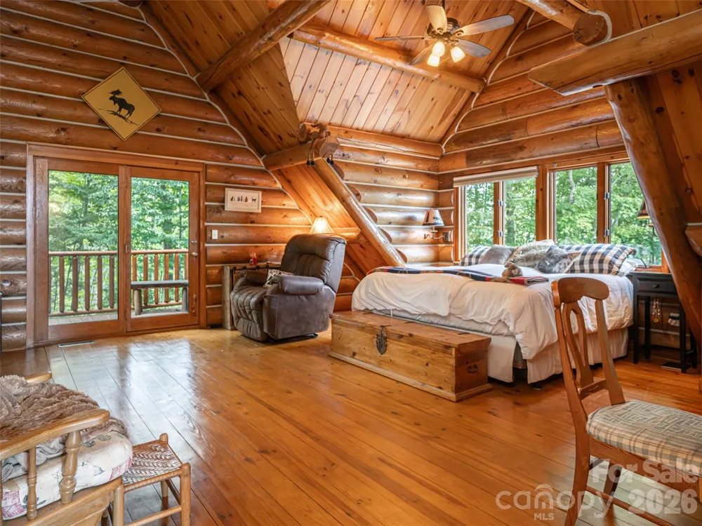 95 Splendor Ridge Waynesville, NC 28785