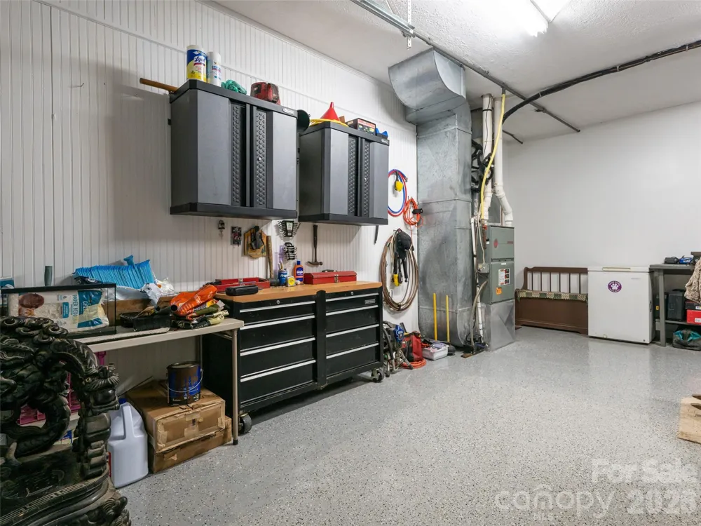 95 Splendor Ridge Waynesville, NC 28785