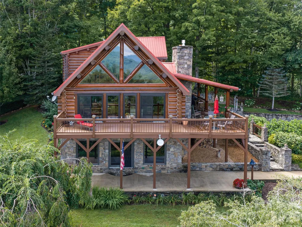 95 Splendor Ridge Waynesville, NC 28785