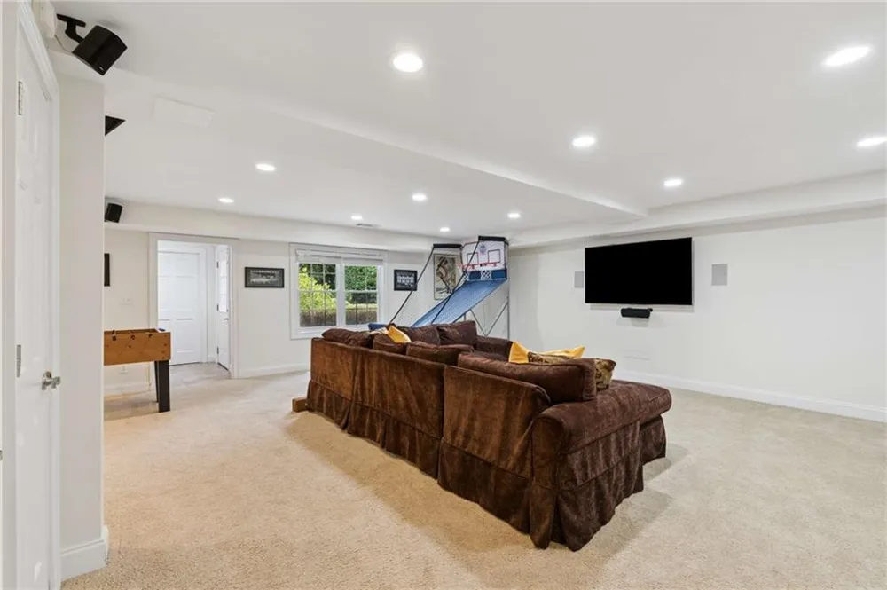 5558 Naylor Court Peachtree Corners, GA 30092