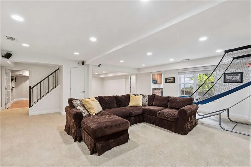 5558 Naylor Court Peachtree Corners, GA 30092