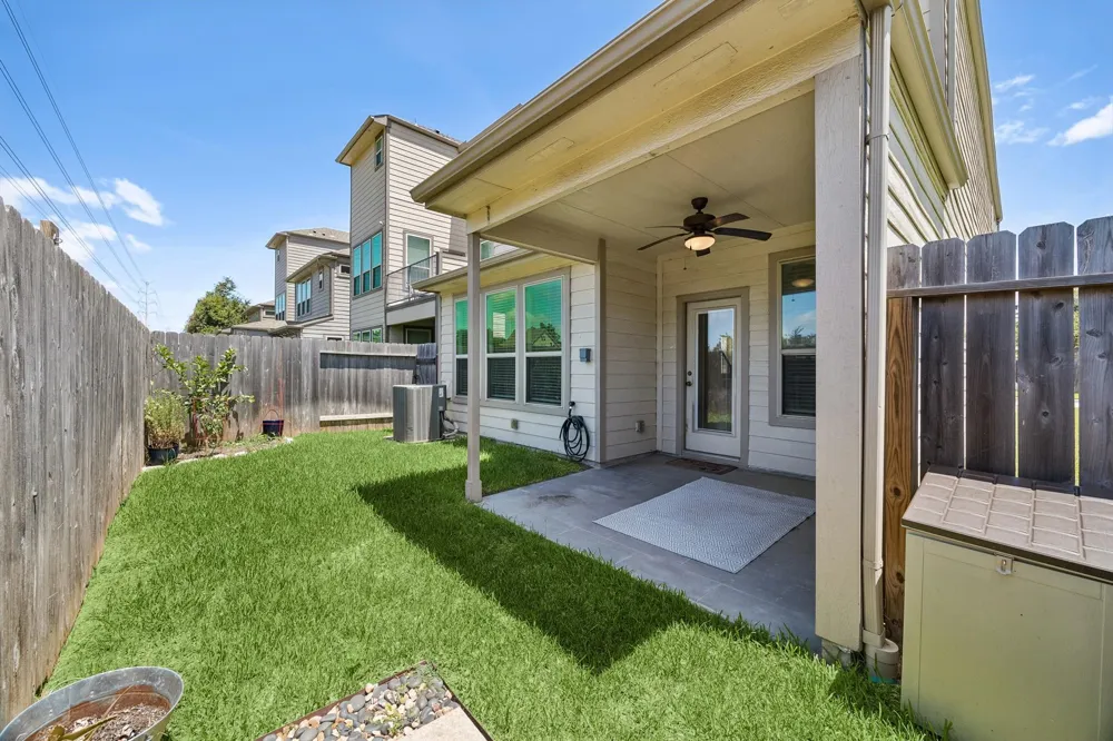 1903 Monaco Memorial Lane Houston, TX 77043