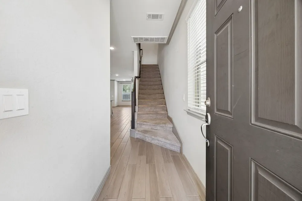 1903 Monaco Memorial Lane Houston, TX 77043