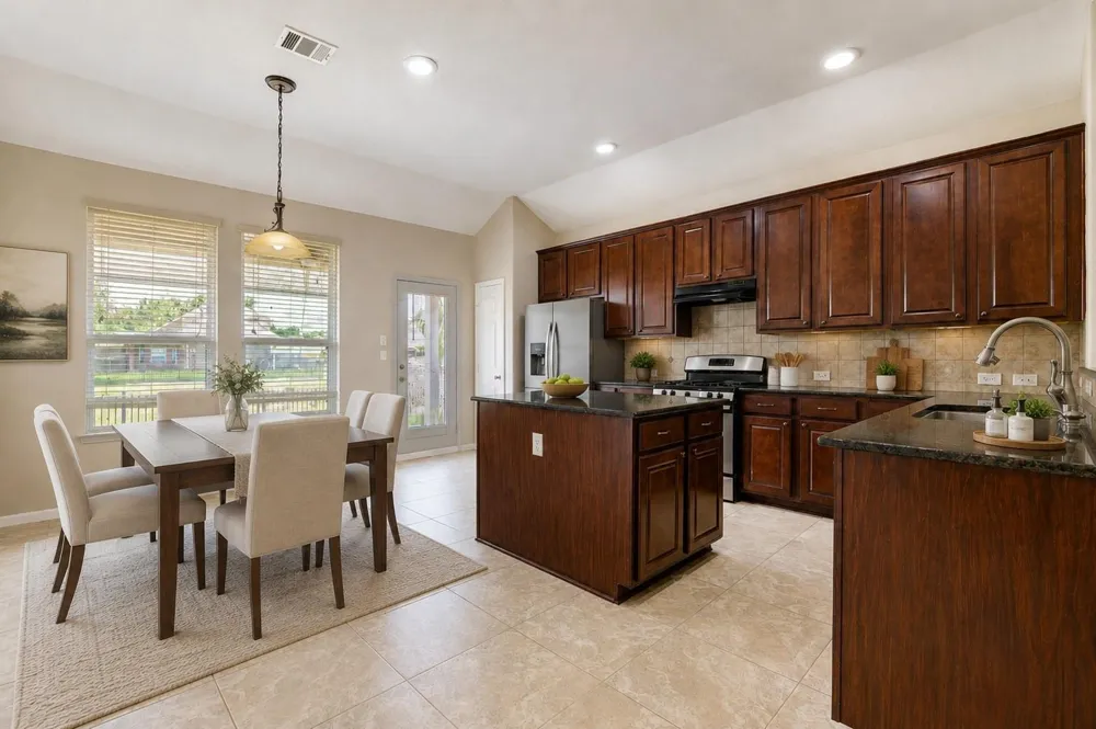 6014 Watford Bend Rosenberg, TX 77471