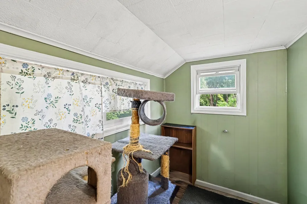 2347 Lansing Avenue Jackson, MI 49202