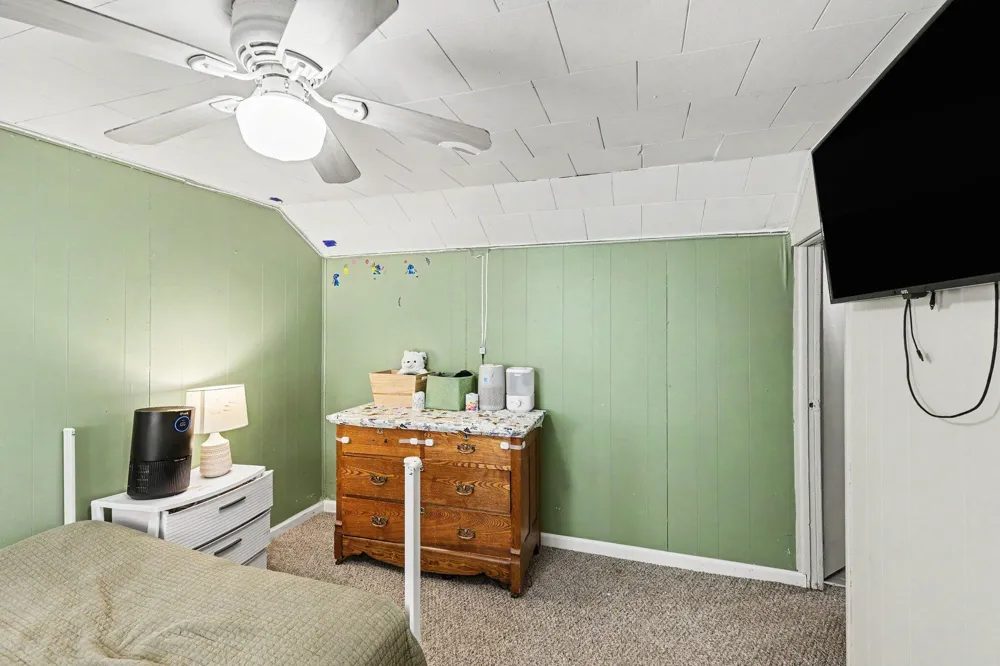 2347 Lansing Avenue Jackson, MI 49202