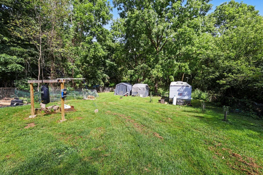 2347 Lansing Avenue Jackson, MI 49202