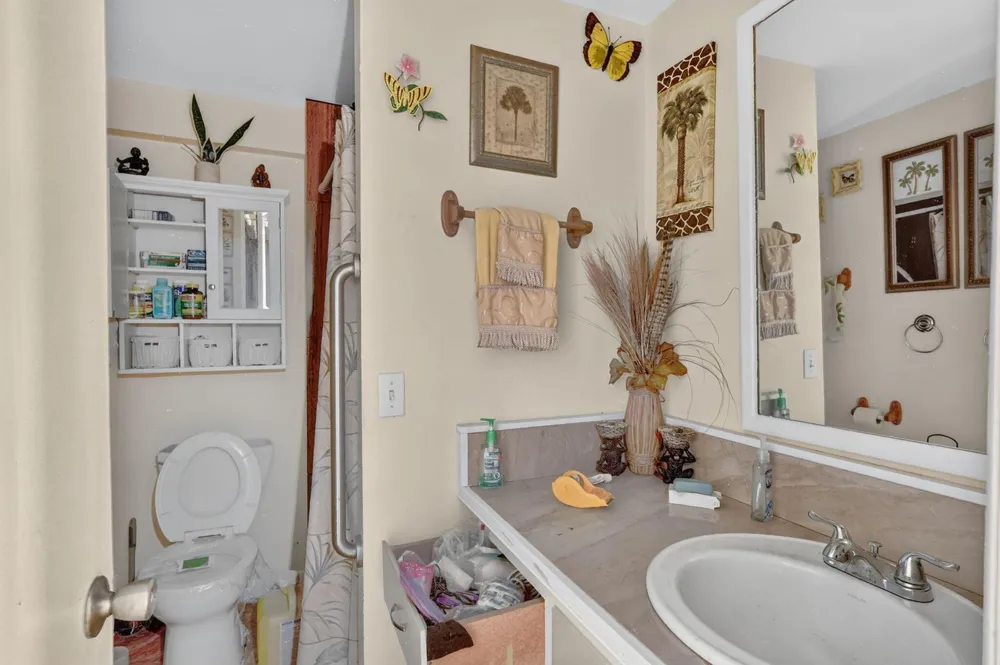 4044 SE 29th Court Okeechobee, FL 34974