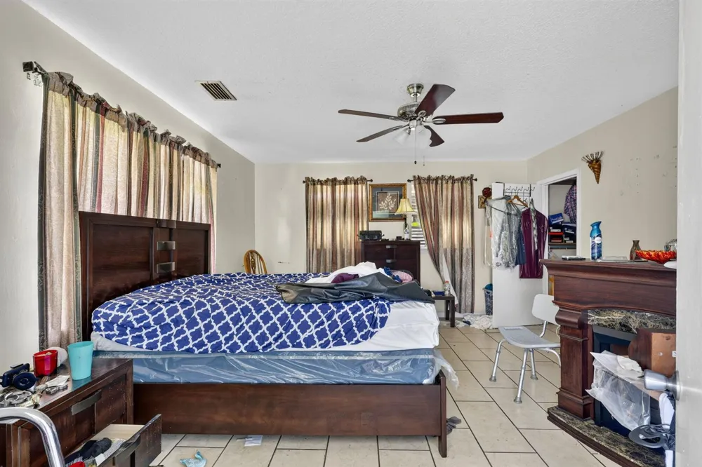 4044 SE 29th Court Okeechobee, FL 34974