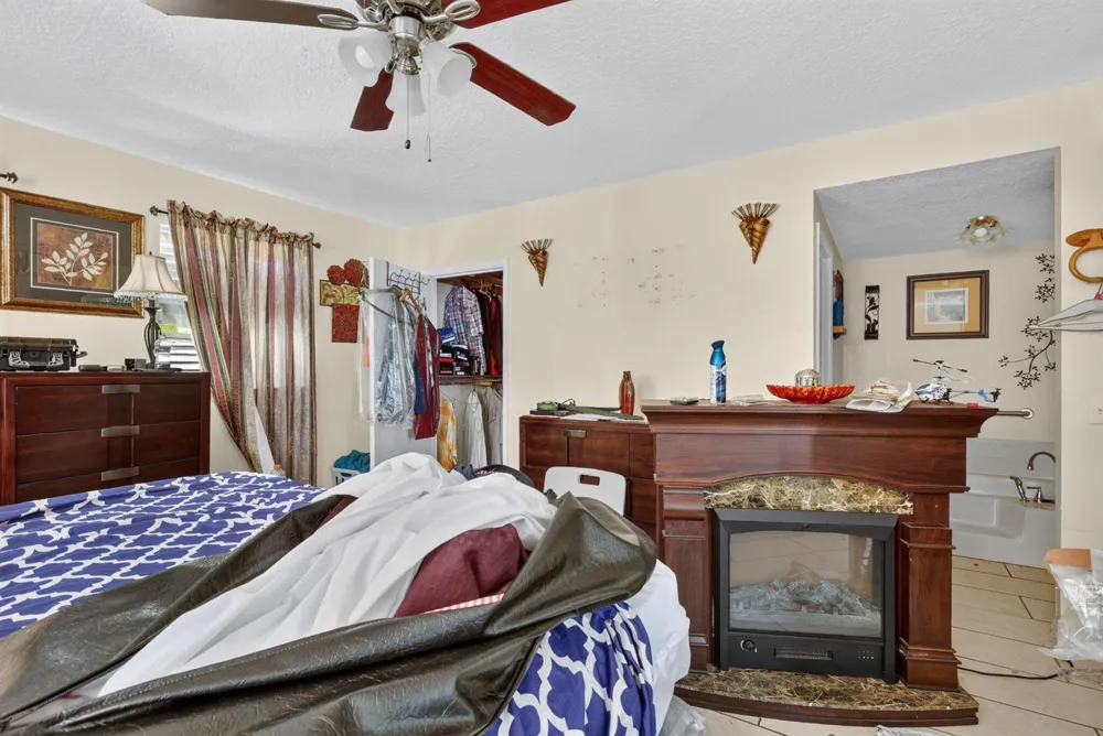 4044 SE 29th Court Okeechobee, FL 34974