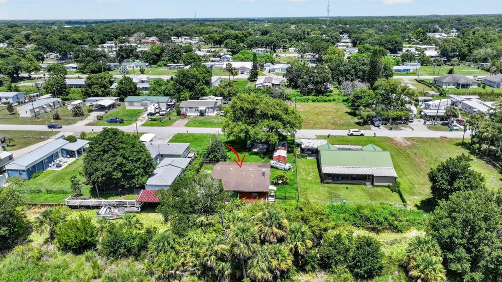 4044 SE 29th Court Okeechobee, FL 34974
