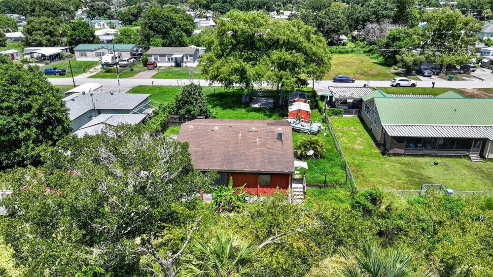 4044 SE 29th Court Okeechobee, FL 34974