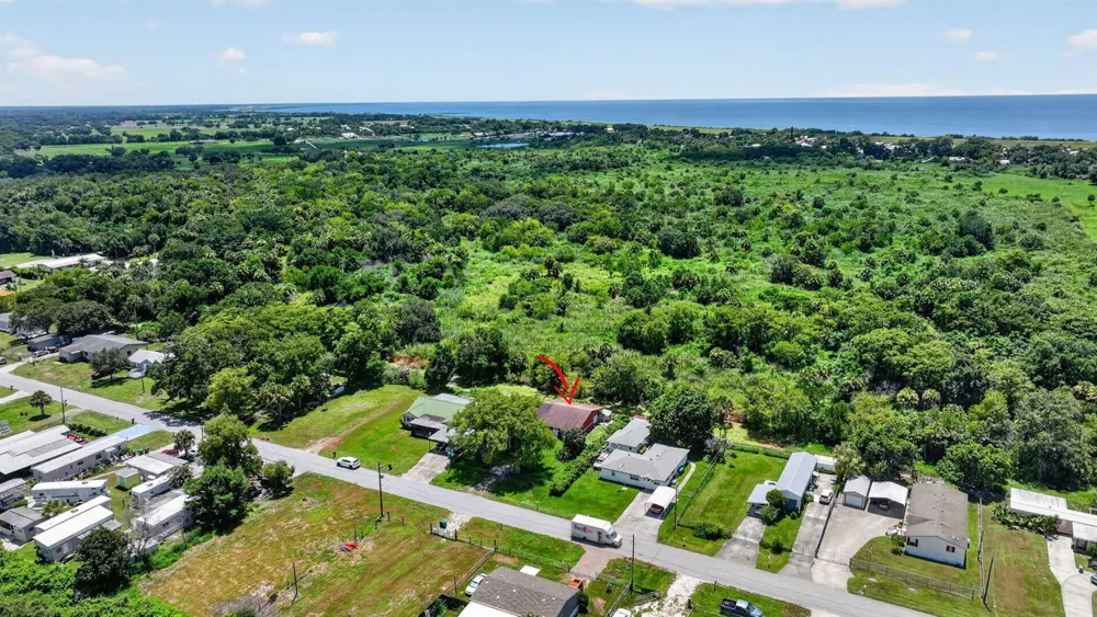 4044 SE 29th Court Okeechobee, FL 34974