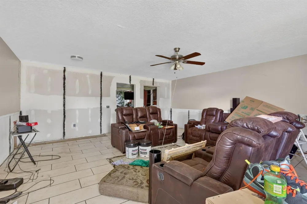 4044 SE 29th Court Okeechobee, FL 34974