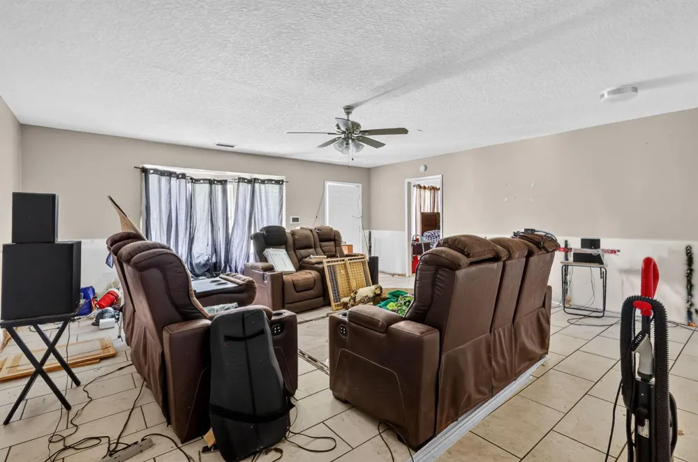 4044 SE 29th Court Okeechobee, FL 34974