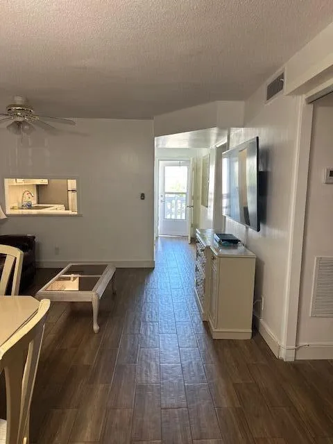 2770 S GARDEN DRIVE S #208 Lake Worth, FL 33461