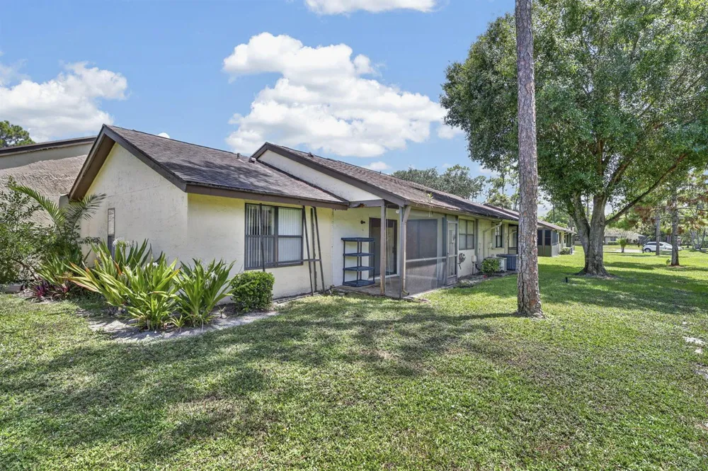 184 MASTIC TREE COURT Royal Palm Beach, FL 33411