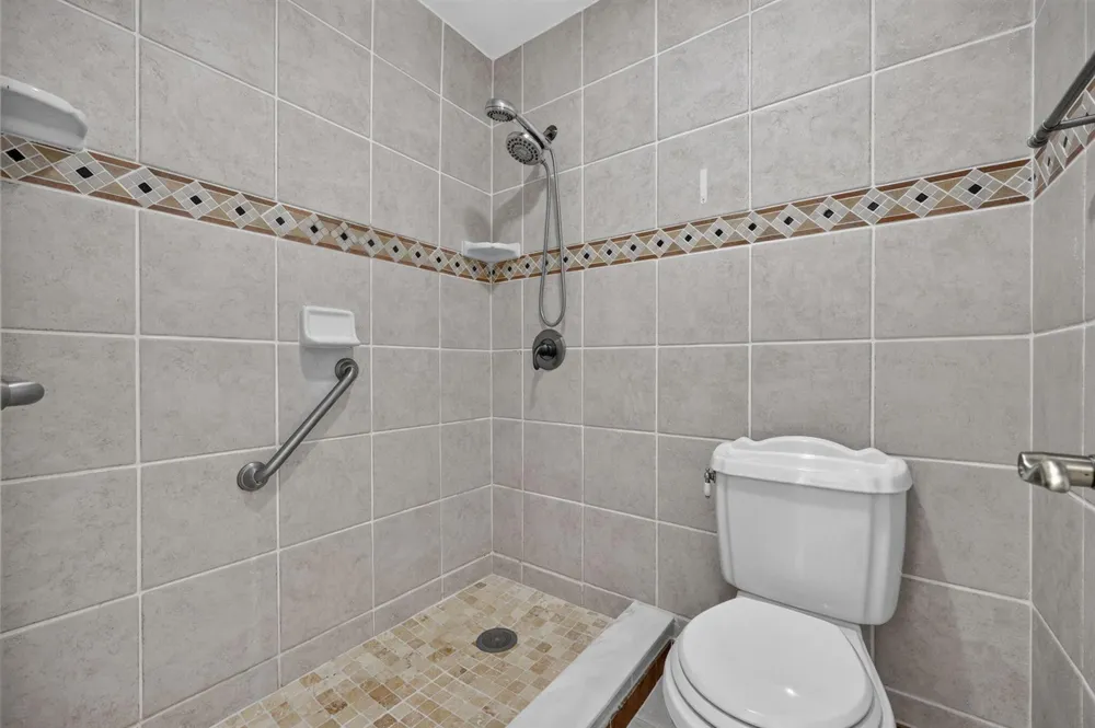 184 MASTIC TREE COURT Royal Palm Beach, FL 33411