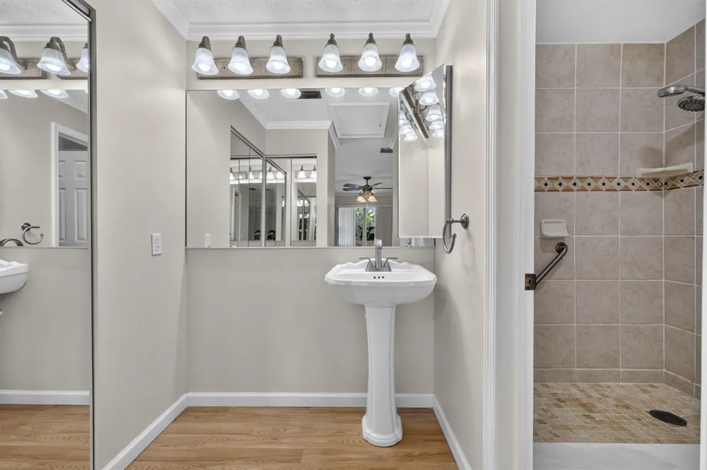 184 MASTIC TREE COURT Royal Palm Beach, FL 33411