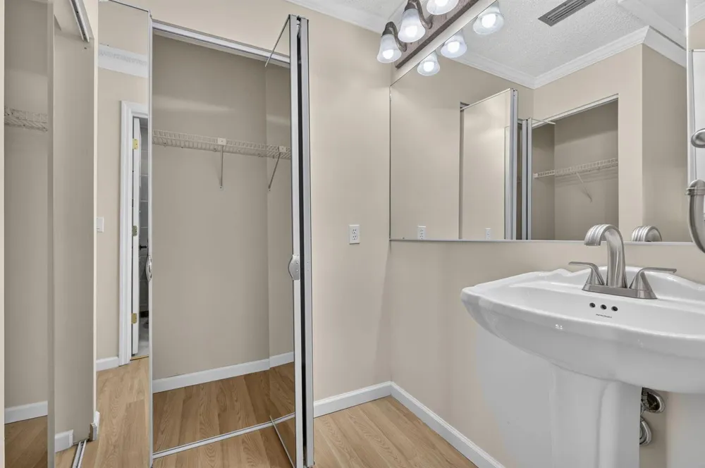 184 MASTIC TREE COURT Royal Palm Beach, FL 33411