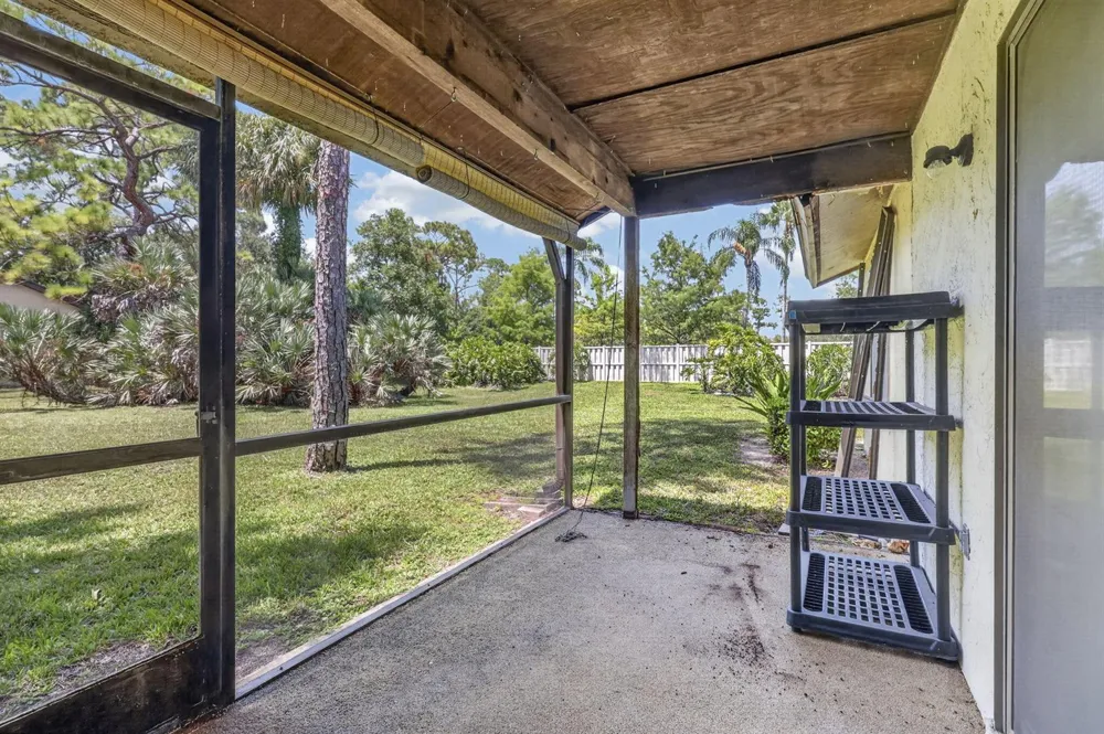 184 MASTIC TREE COURT Royal Palm Beach, FL 33411