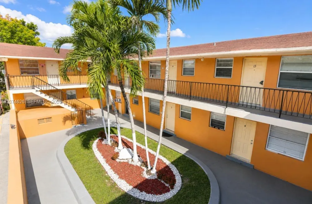 1235 W 66th St #11 Hialeah, FL 33012