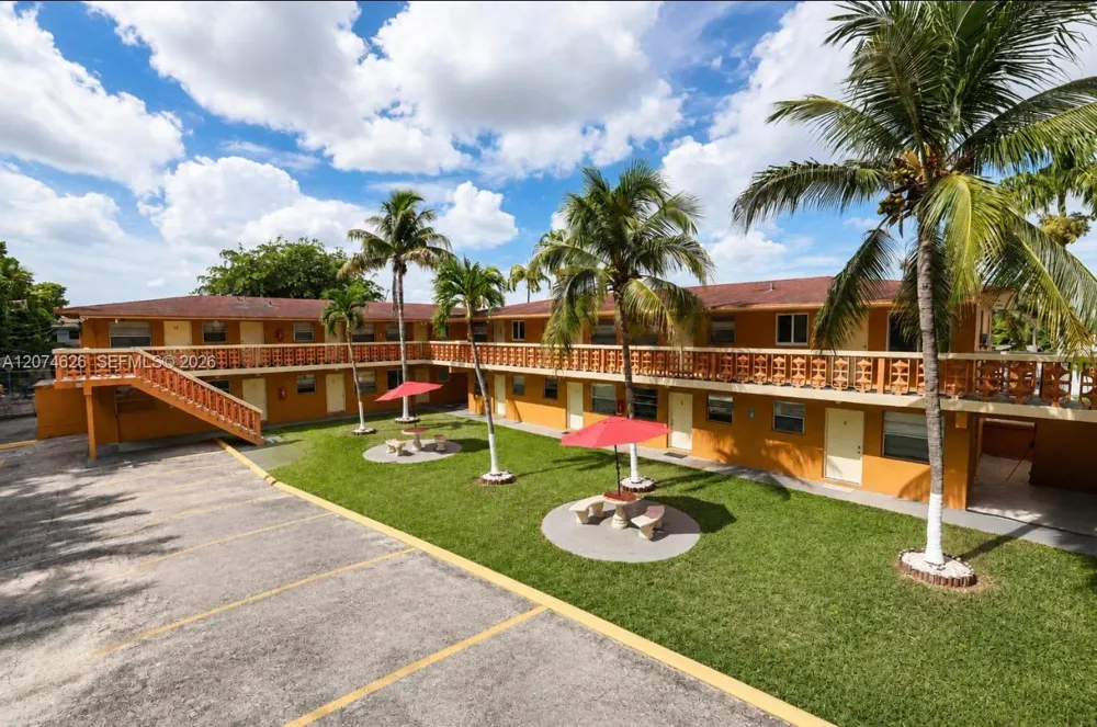 1235 W 66th St #11 Hialeah, FL 33012