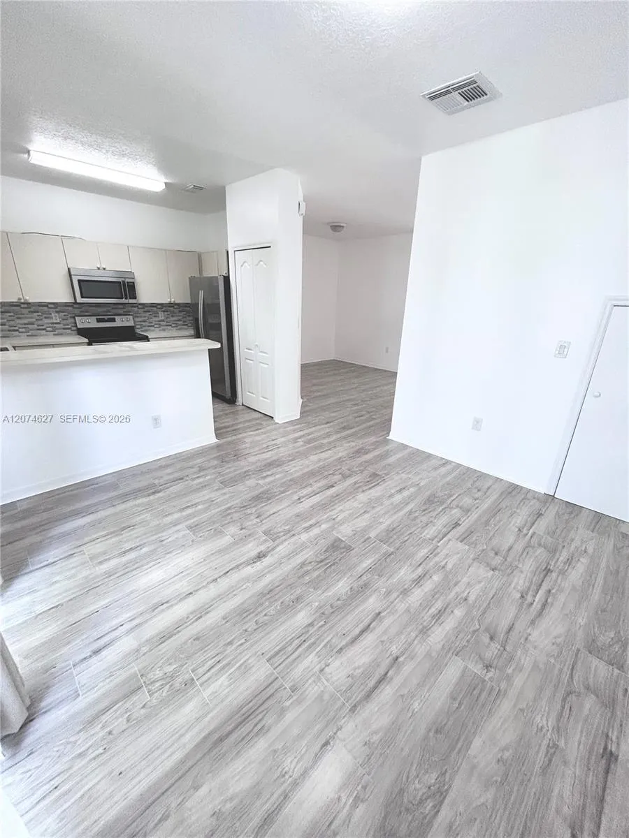 4356 NW 116th Ave #4356 Doral, FL 33178