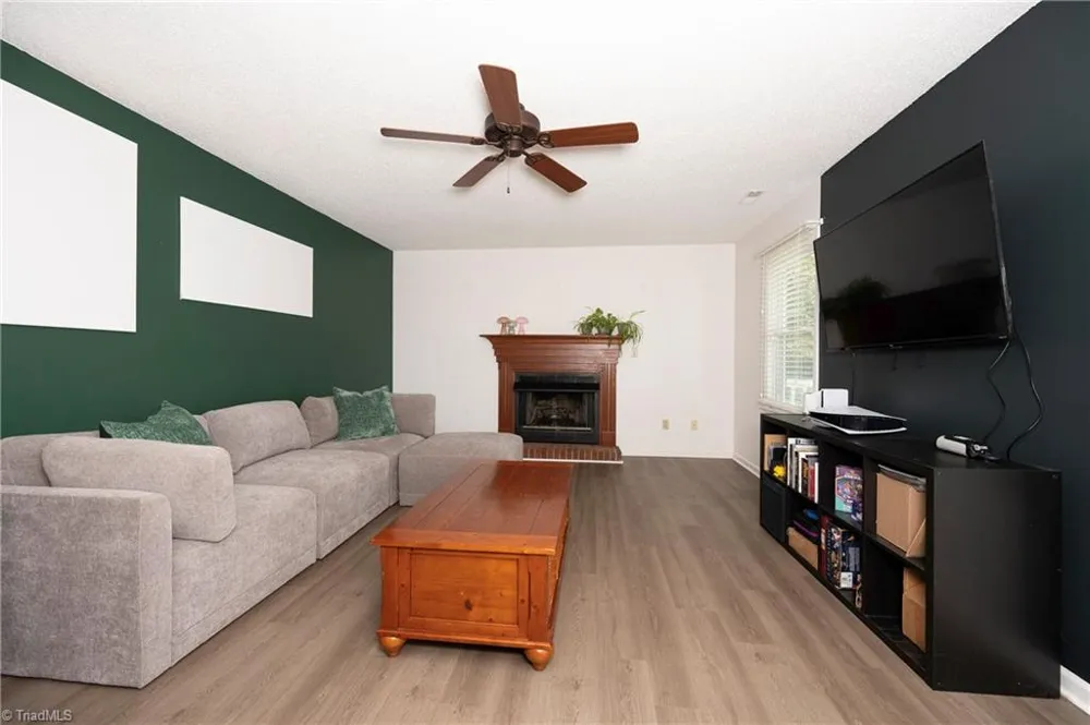 1113 Ridgecliff Drive Rural Hall, NC 27045