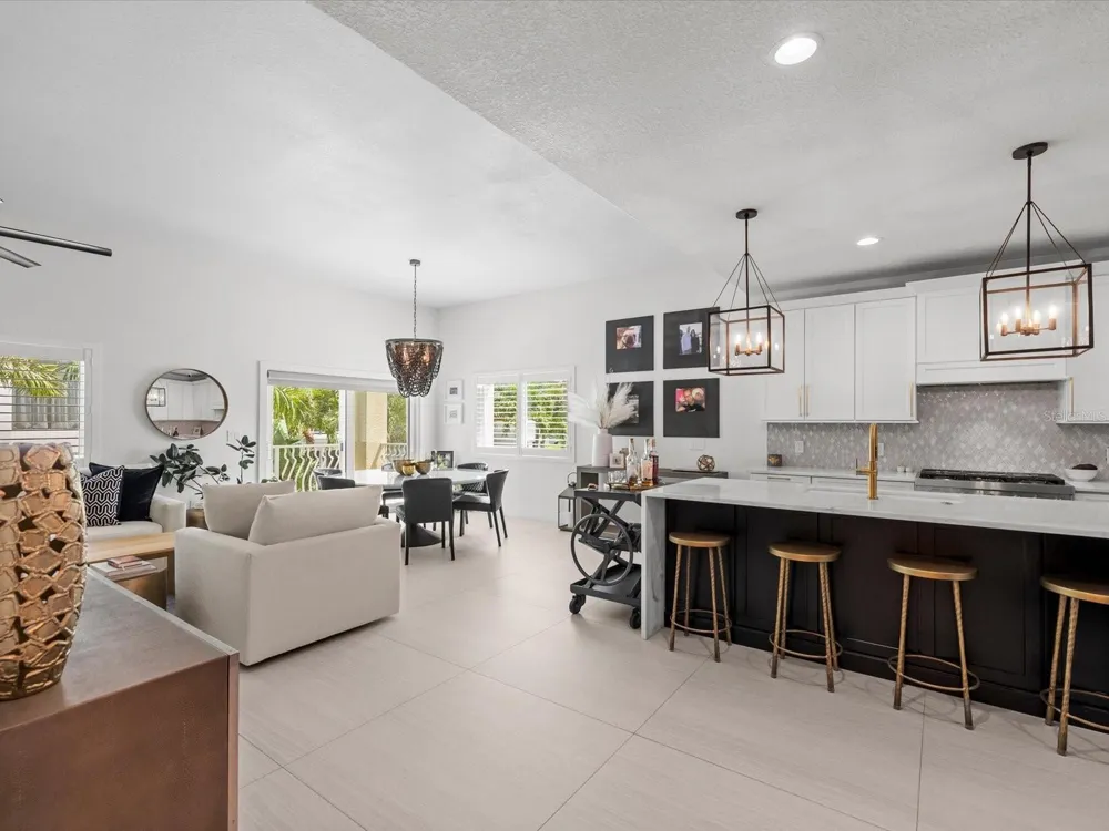 138 175TH AVENUE E Redington Shores, FL 33708