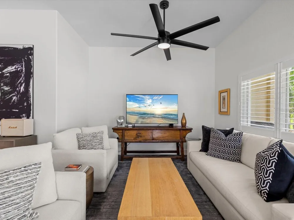 138 175TH AVENUE E Redington Shores, FL 33708