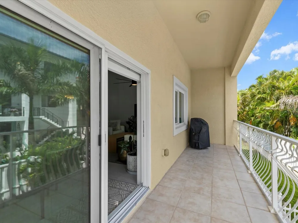 138 175TH AVENUE E Redington Shores, FL 33708