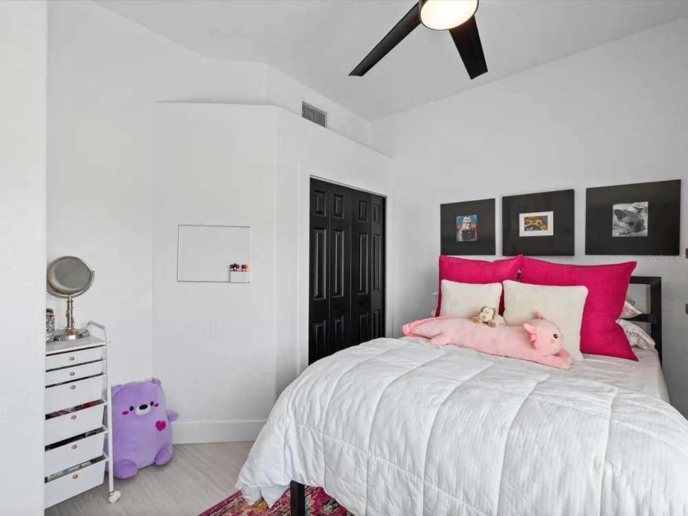 138 175TH AVENUE E Redington Shores, FL 33708