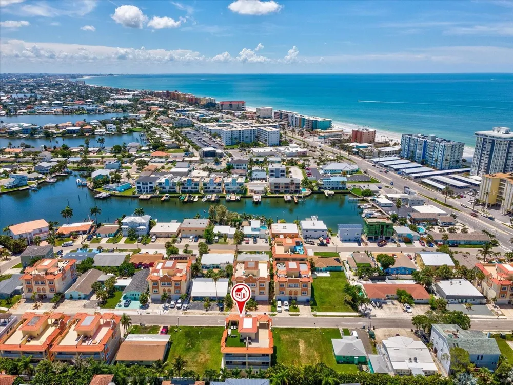 138 175TH AVENUE E Redington Shores, FL 33708