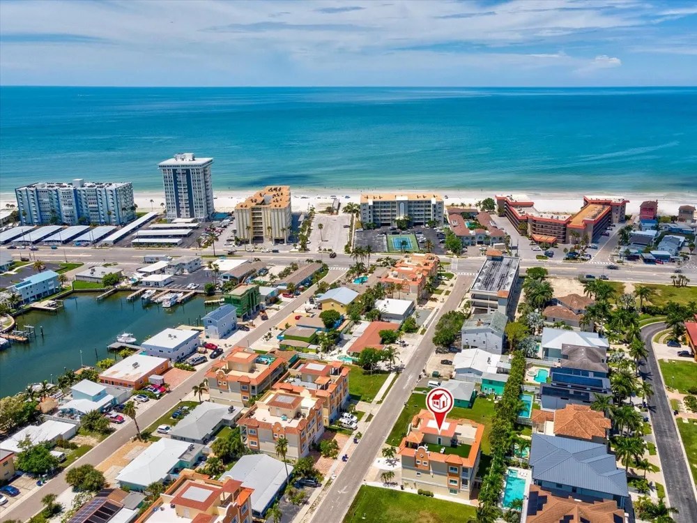138 175TH AVENUE E Redington Shores, FL 33708