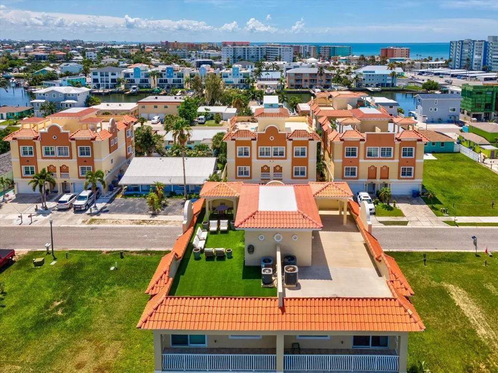138 175TH AVENUE E Redington Shores, FL 33708