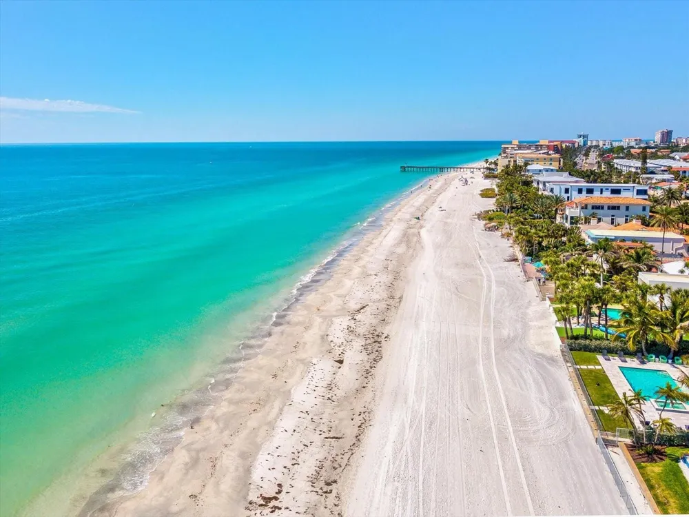 138 175TH AVENUE E Redington Shores, FL 33708