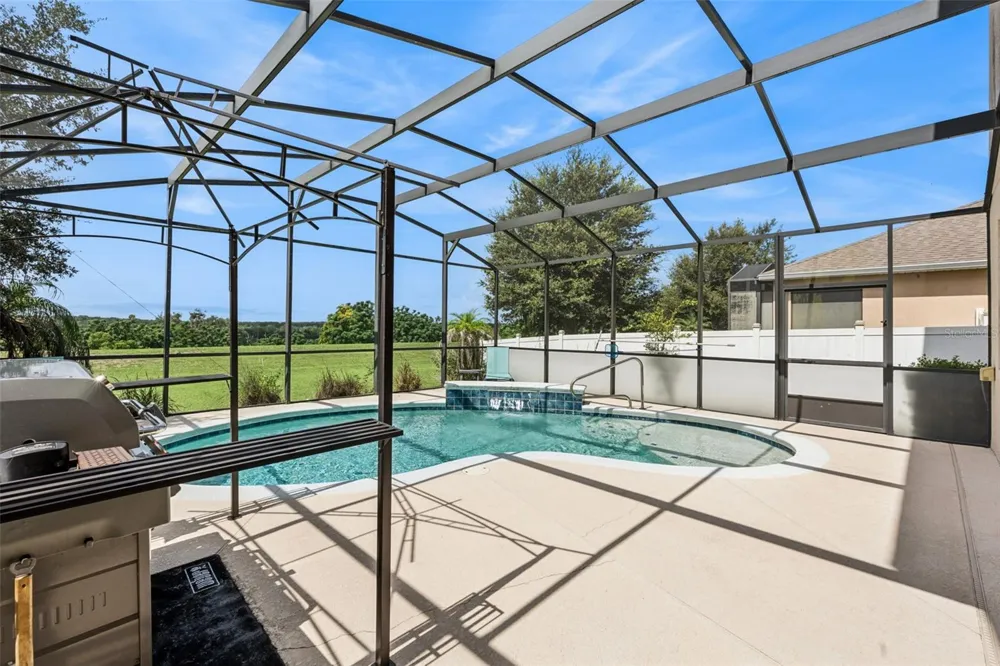 1292 MERION DRIVE Mount Dora, FL 32757