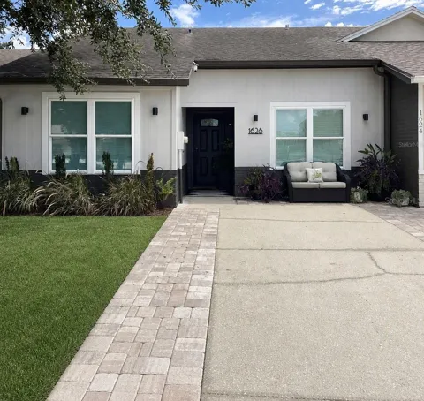 1628 TROPICAL COURT